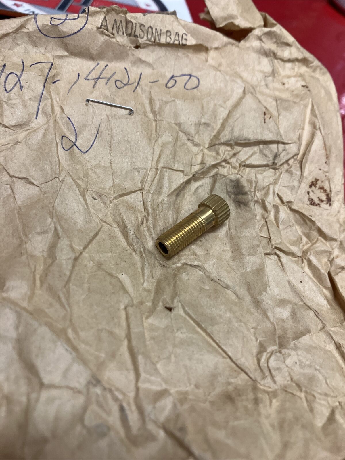 NOS YAMAHA CARBURETOR THROTTLE STOP SCREW 127-14121-00-00 Y61