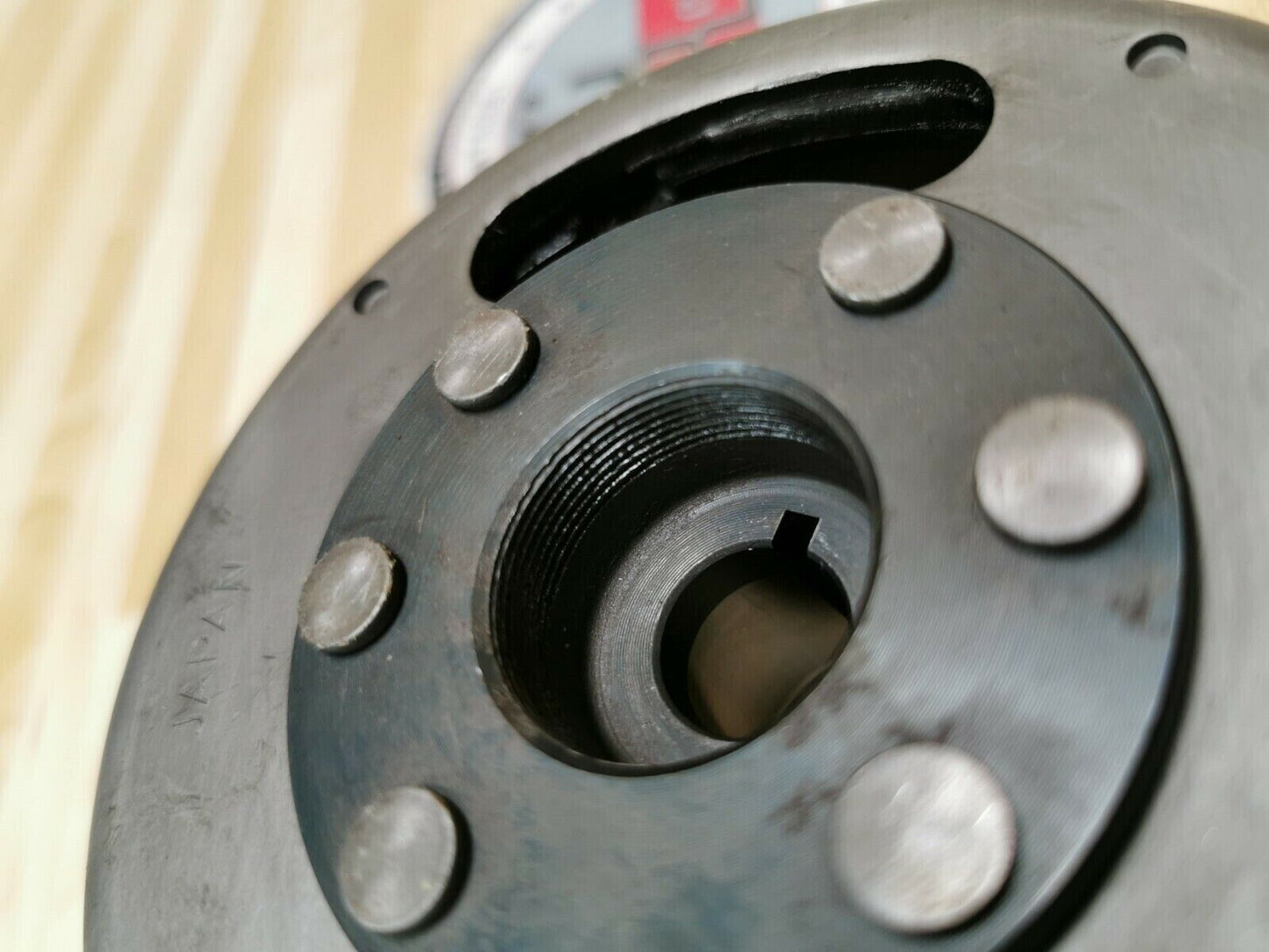 Suzuki DR100 1985 flywheel rotor magneto generator alternator