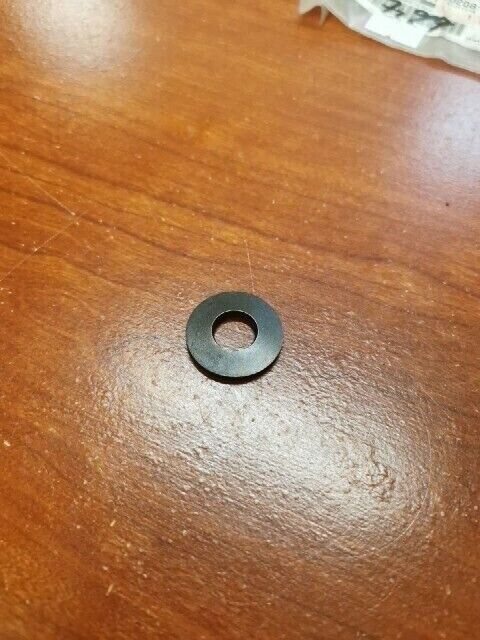 NEW NOS Yamaha CONICAL SPRING WASHER 90208-10012-00 Y102