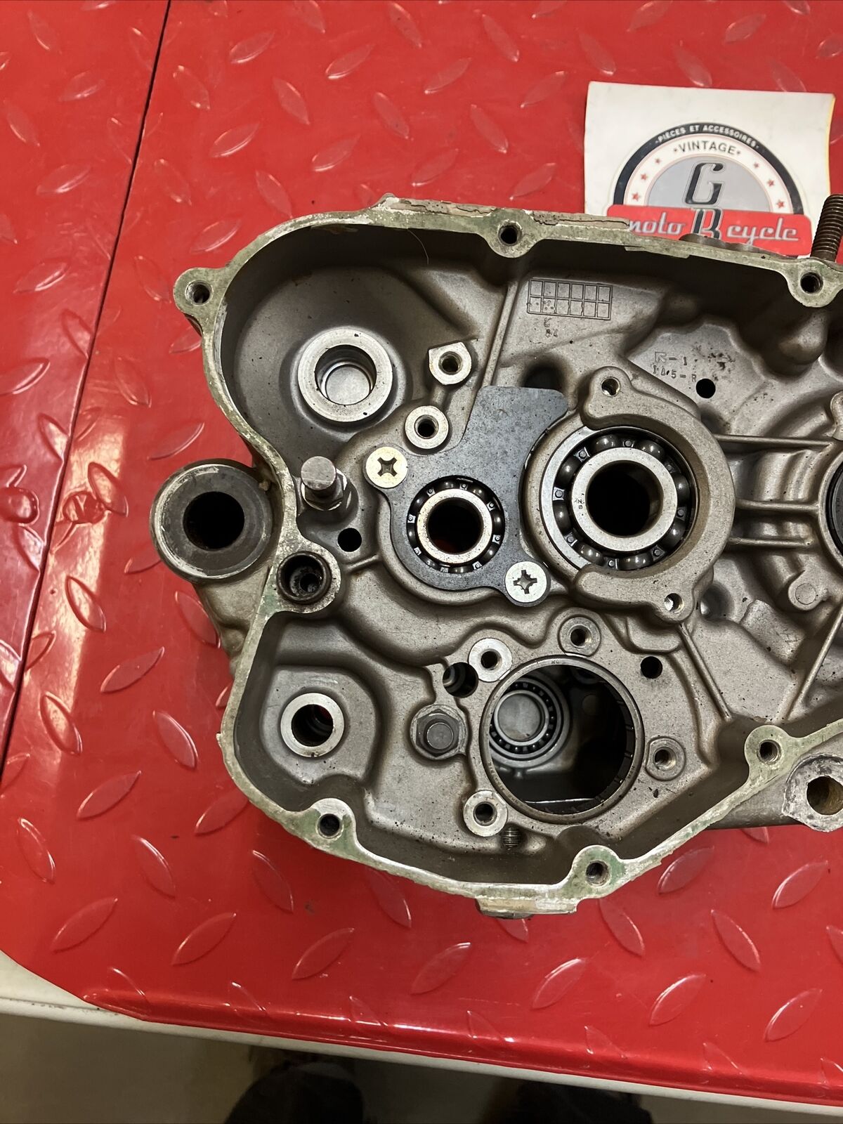 Suzuki RM125 1985 crankcase crank case set