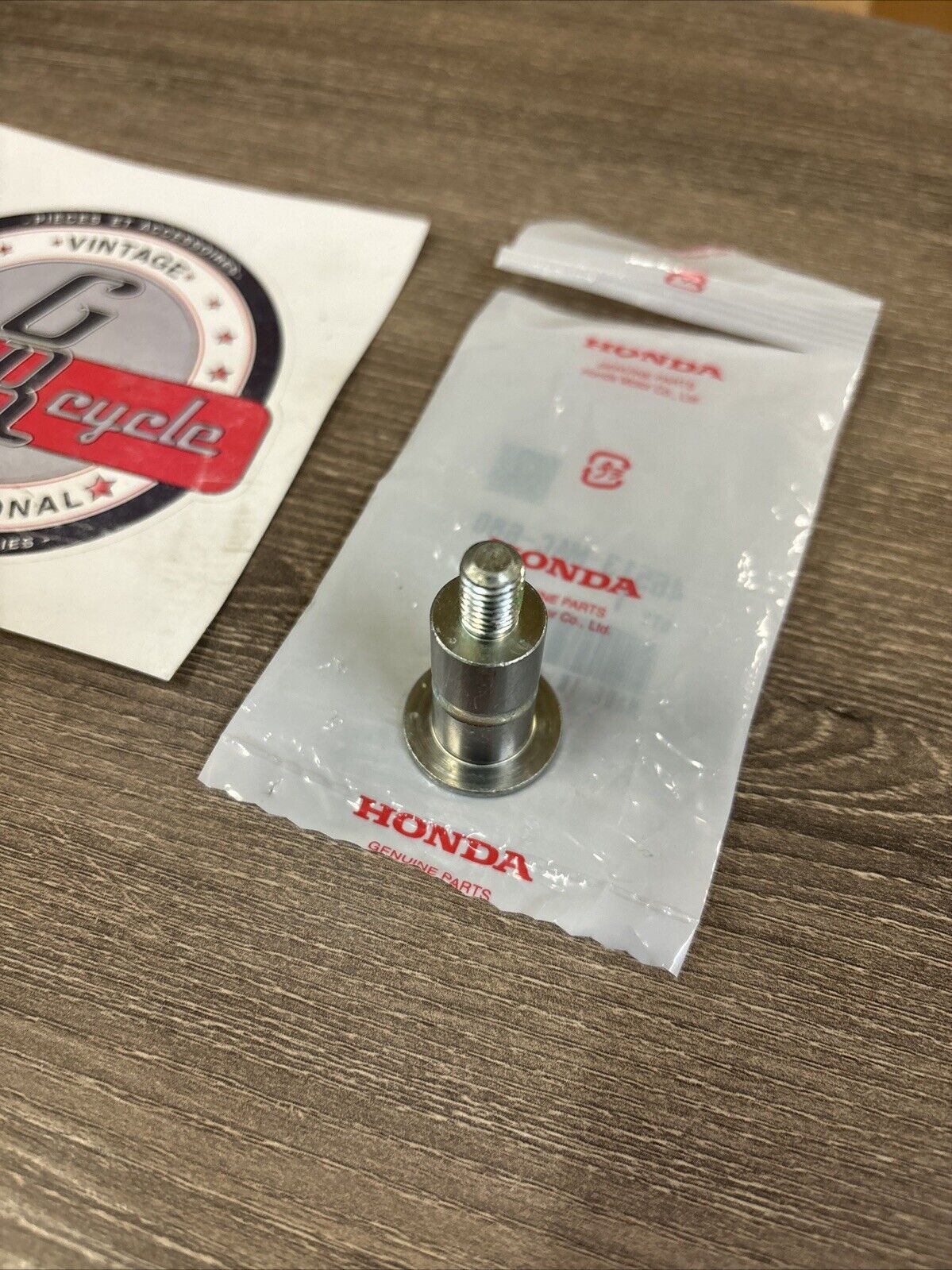 NOS Honda CR500R CR80R CR85R CR85RB BRAKE PIVOT SHAFT 46513-MAC-680 H138