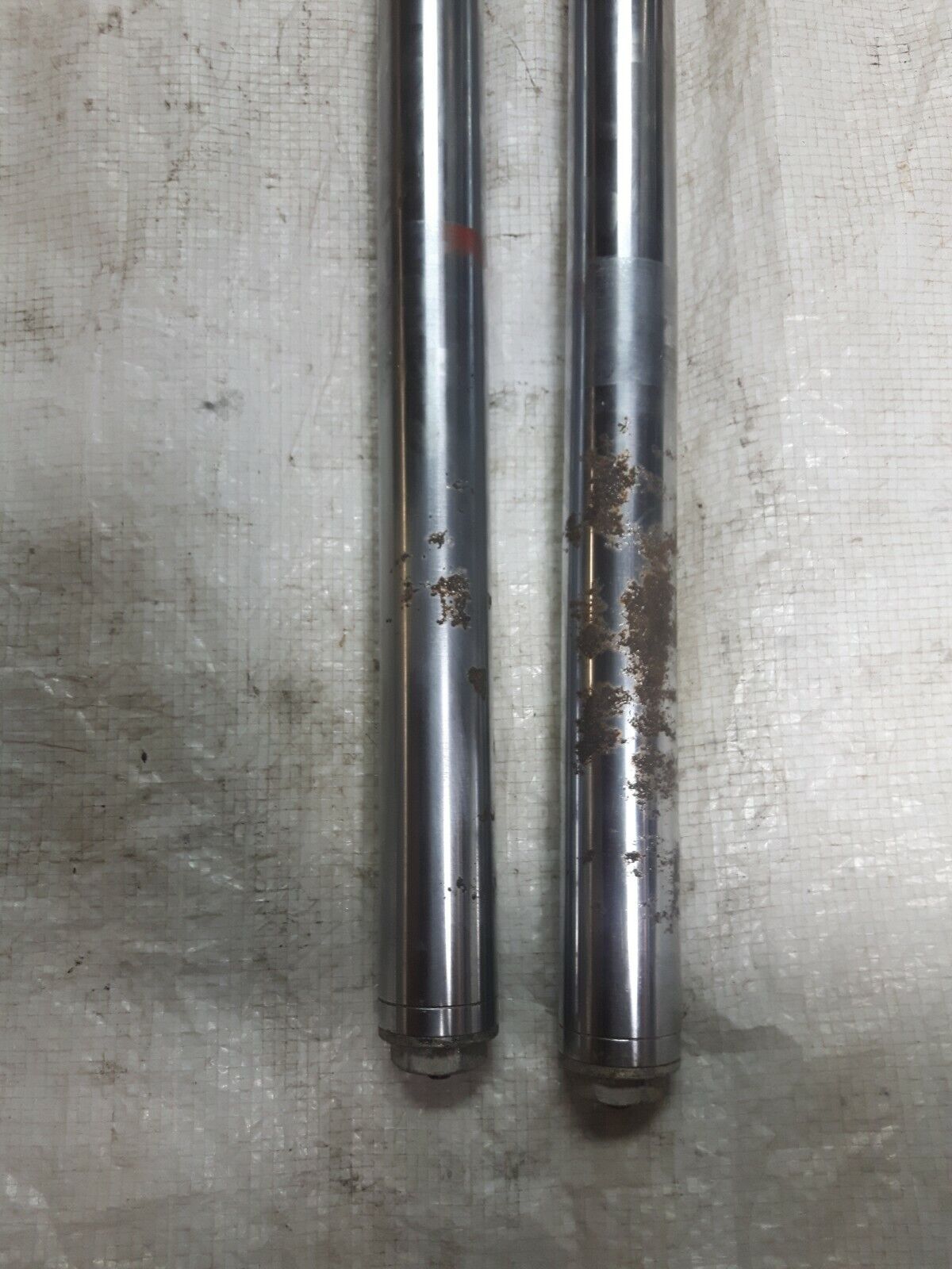 Honda CR125R 1982 Front fork suspension damper 52000-KA3-701