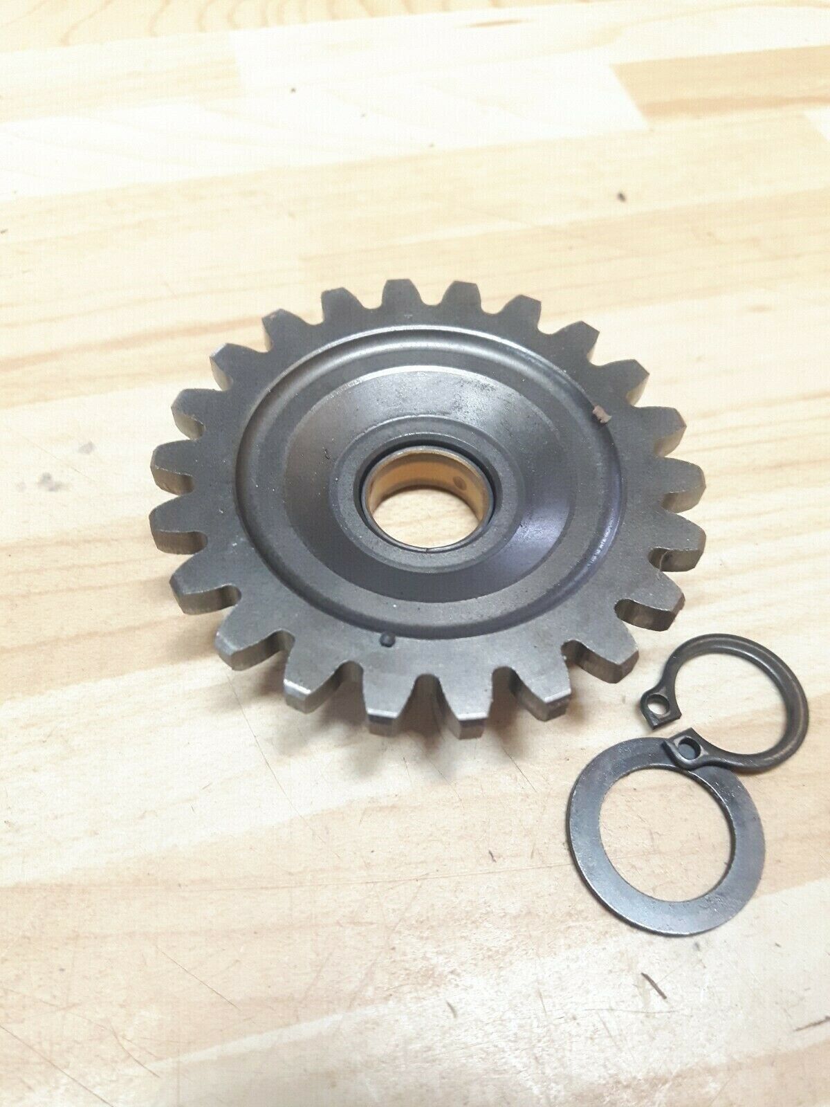 Yamaha YZ250F 2004 oil pump idle gear
