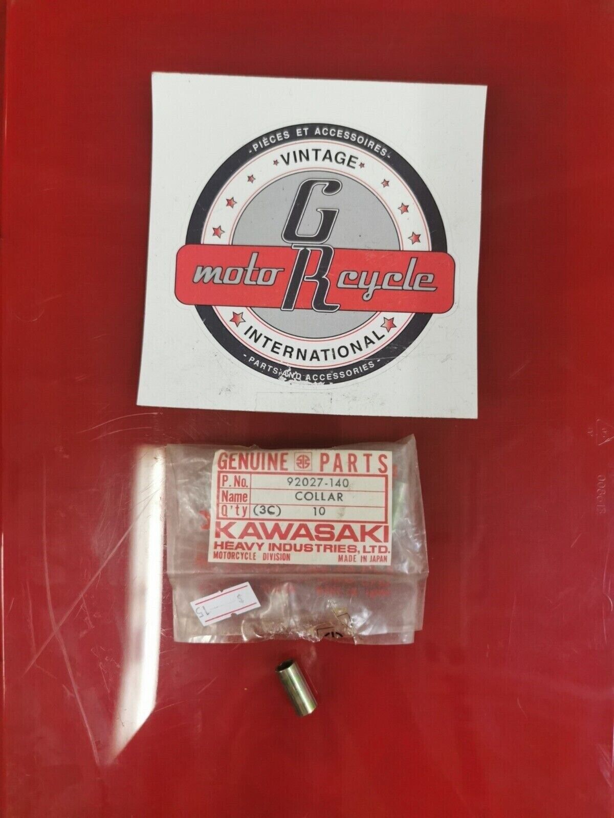 NOS KAWASAKI H1 COLLAR 92027-140  K33