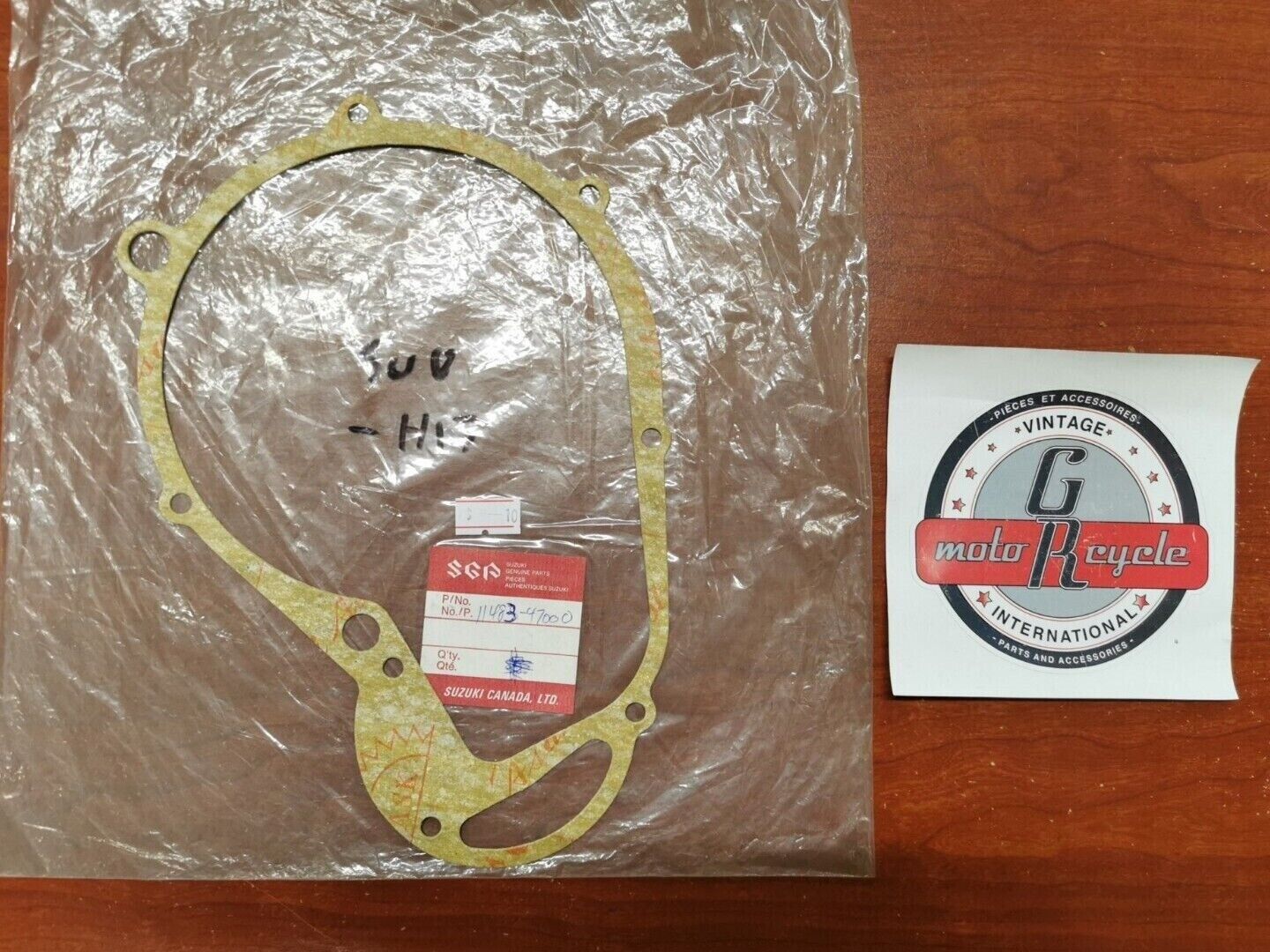 NOS SUZUKI MAGNETO COVER GASKET 11483-47000 SUB. 11483-47000-H17 S31