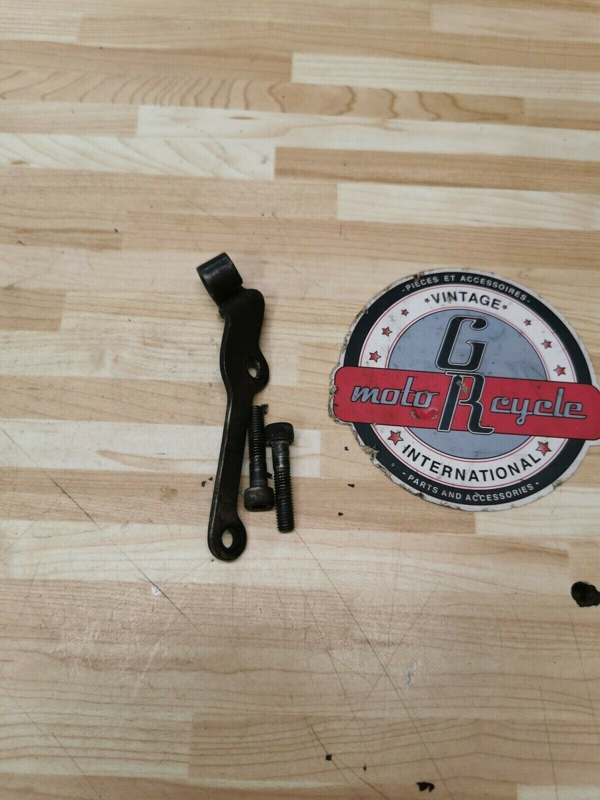 Yamaha XT200 1982 clutch cable holder eceiver clamp bracket 1983