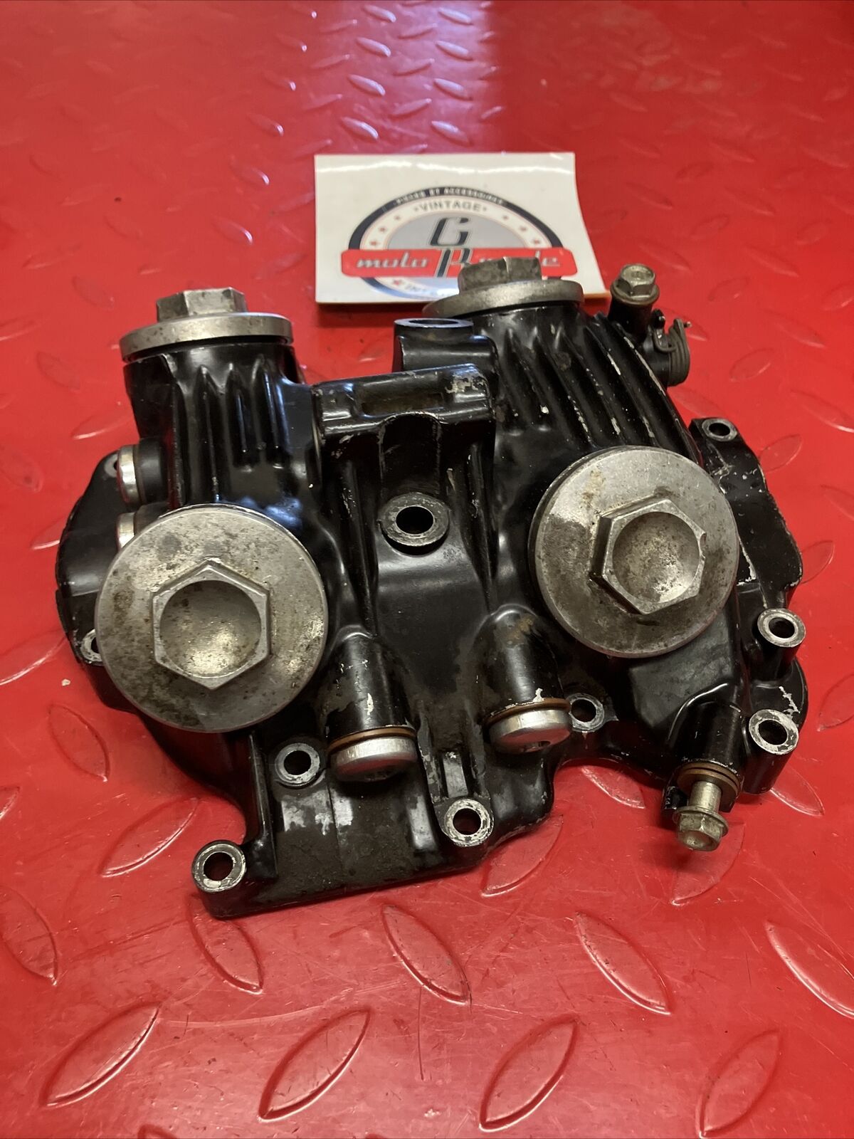 Honda XL350R 1984 cylinder head cover valve cover