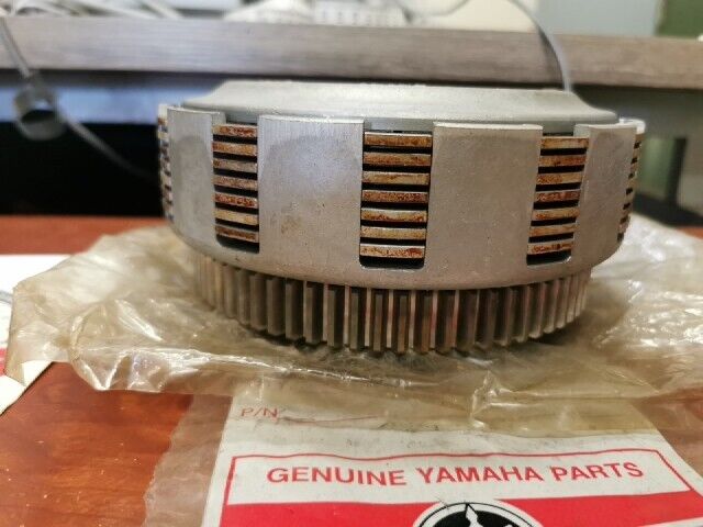 NOS Yamaha CLUTCH MISSING SPACER 447-16301-00-00 Y179