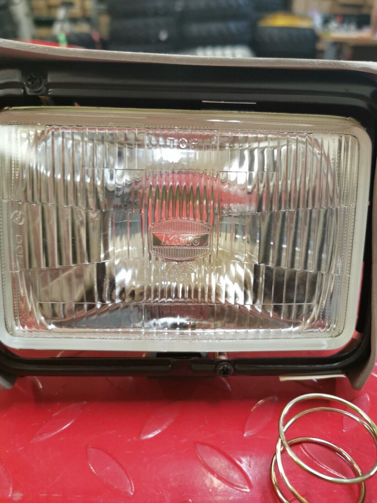 NOS Yamaha 1985 2000 XT350 1984 XT250 HEADLIGHT UNIT ASSY 42U-84303-60-00 Y10