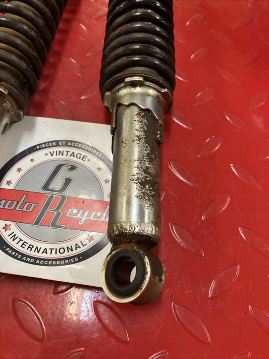 Yamaha RD400 1977 rear shock absorber 1976