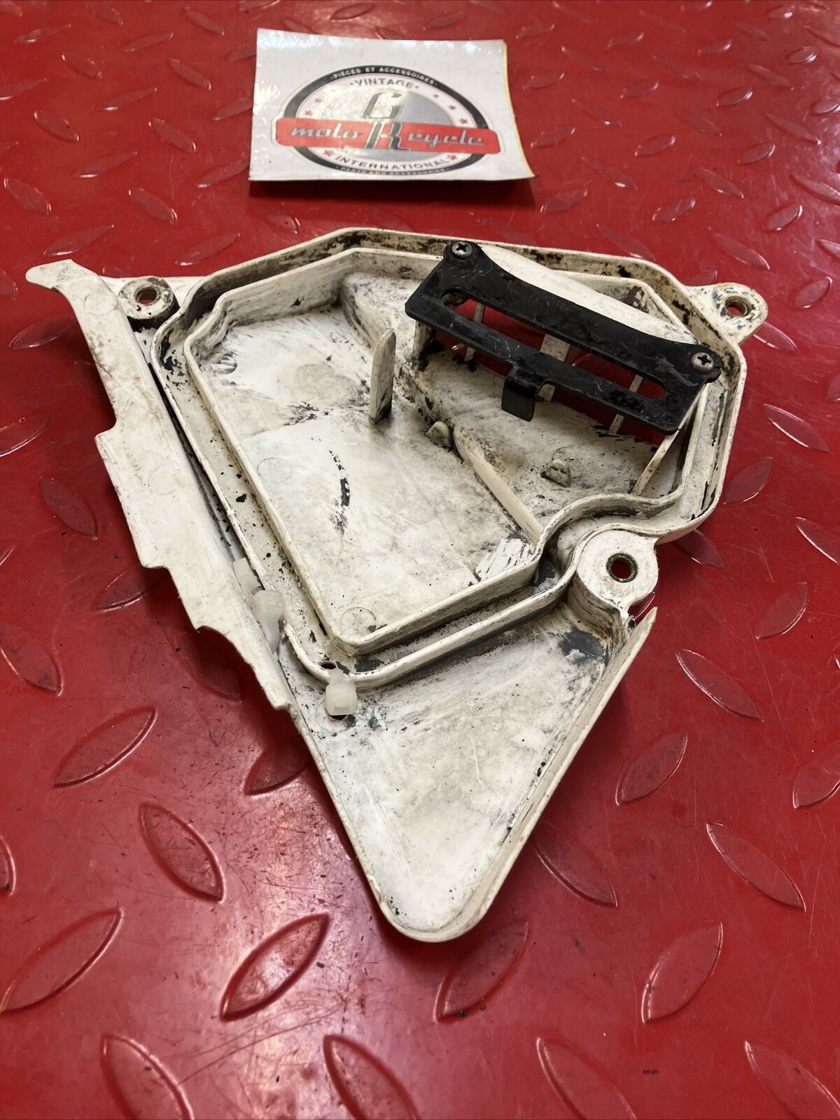 Yamaha YZ80 1984 1985 Left side airbox cover white