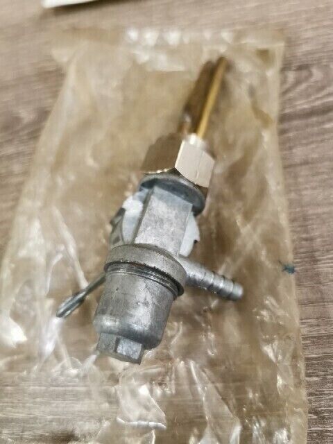 NOS BRIDGESTONE  FUEL COCK PETCOCK VALVE B1