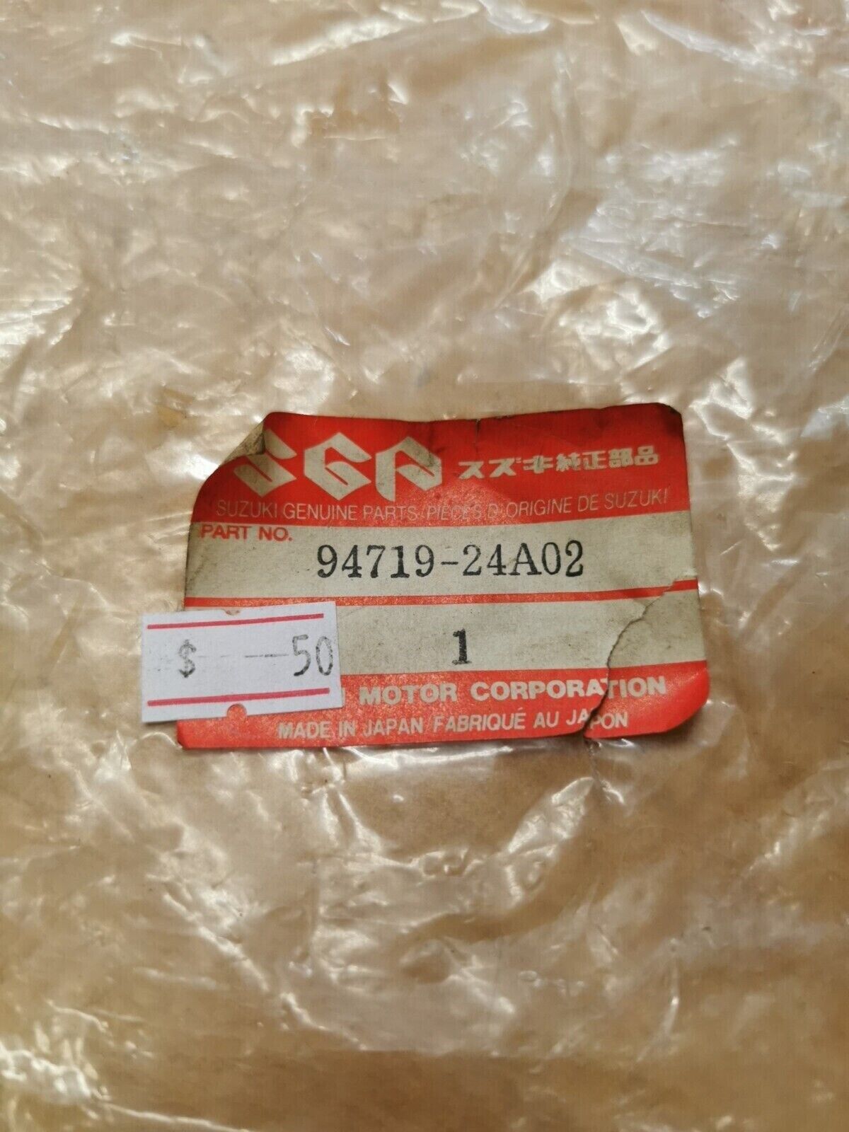 NOS SUZUKI GV1400GD 1986 COVER SIDE BAG 94719-24A02 S6