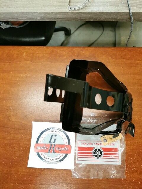 NOS Yamaha 1976 1977 GP440 1976 PR440 AIR DUCT 8A1-15475-00-00 Y179