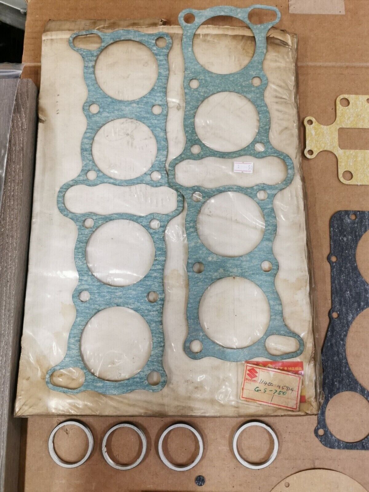 NOS SUZUKI GS750 GASKET KIT INCOMPLETE SET 11400-45814 J49