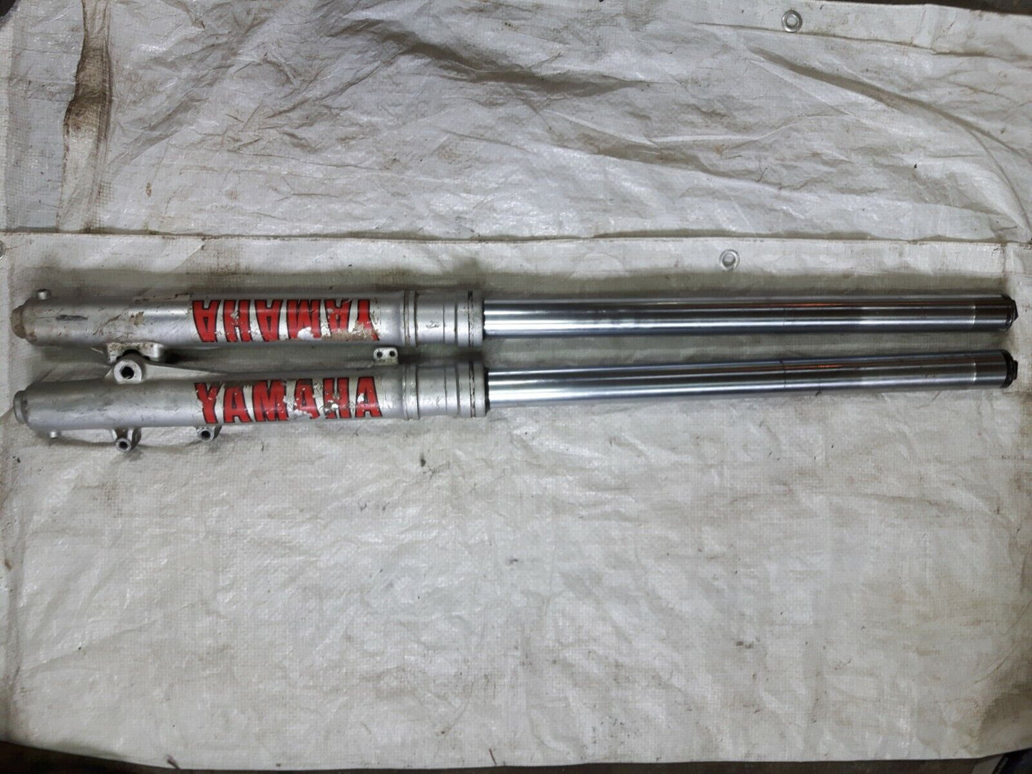 Yamaha YZ125 1986 front fork suspension shock absorber 1LX-23103-L0-00