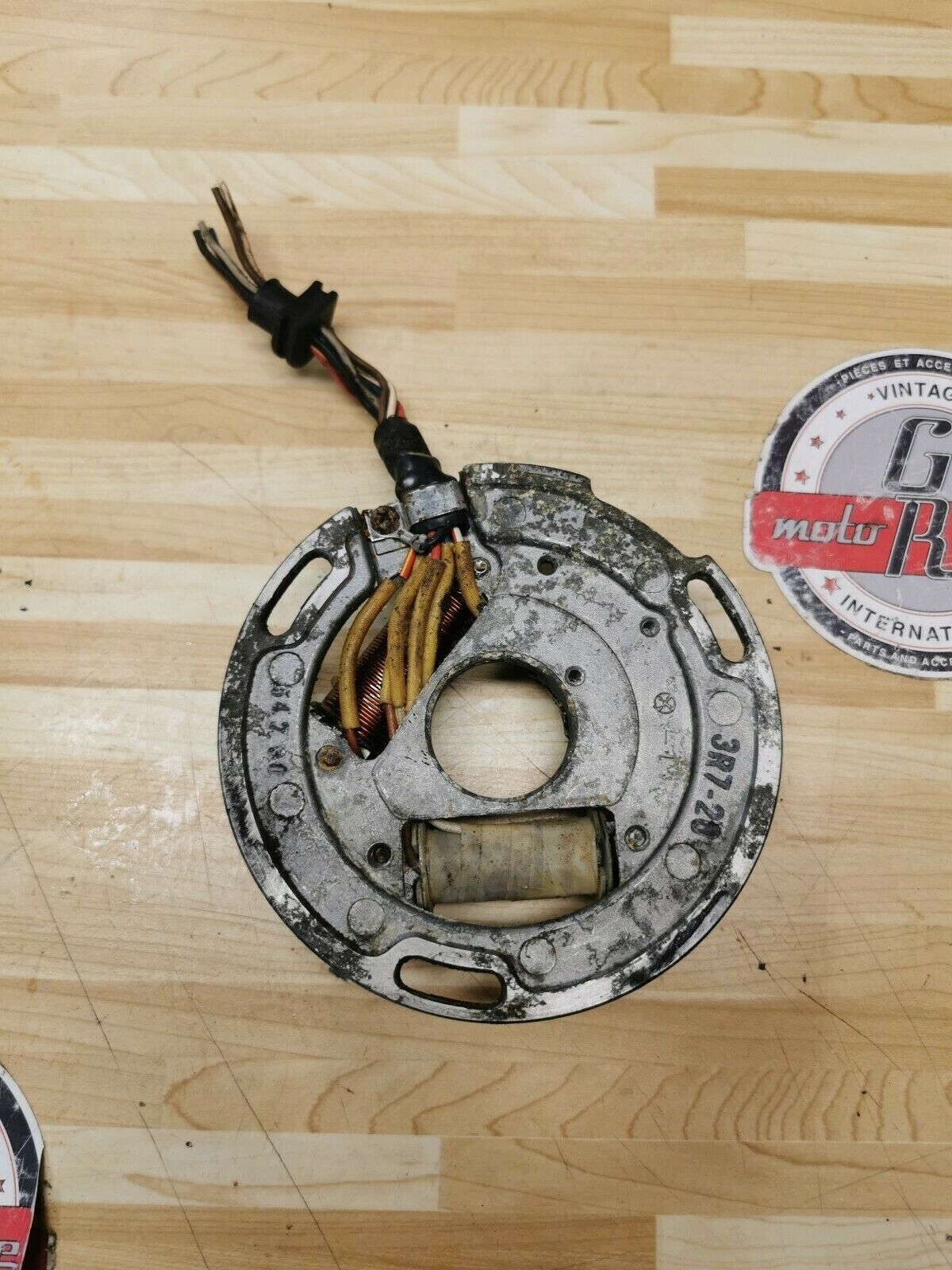 Yamaha IT250 1980 stator magneto generator alternator 3R7-85500-20-00