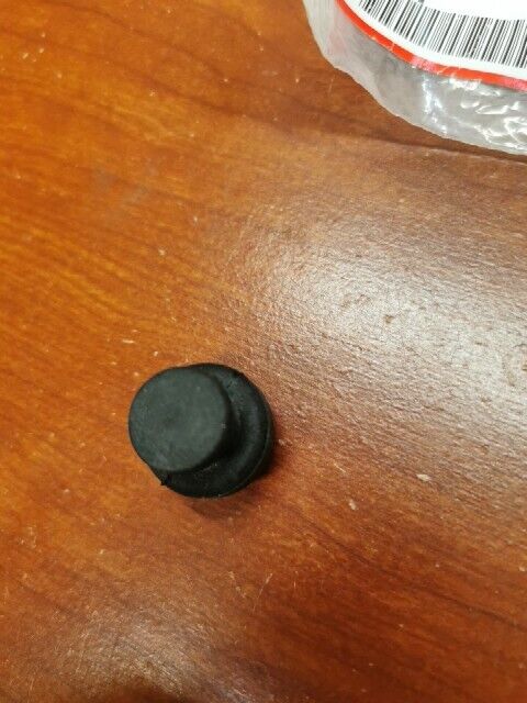 NEW NOS Honda TRX350 ADJUSTING HOLE PLUG 44632-HA7-650 H103