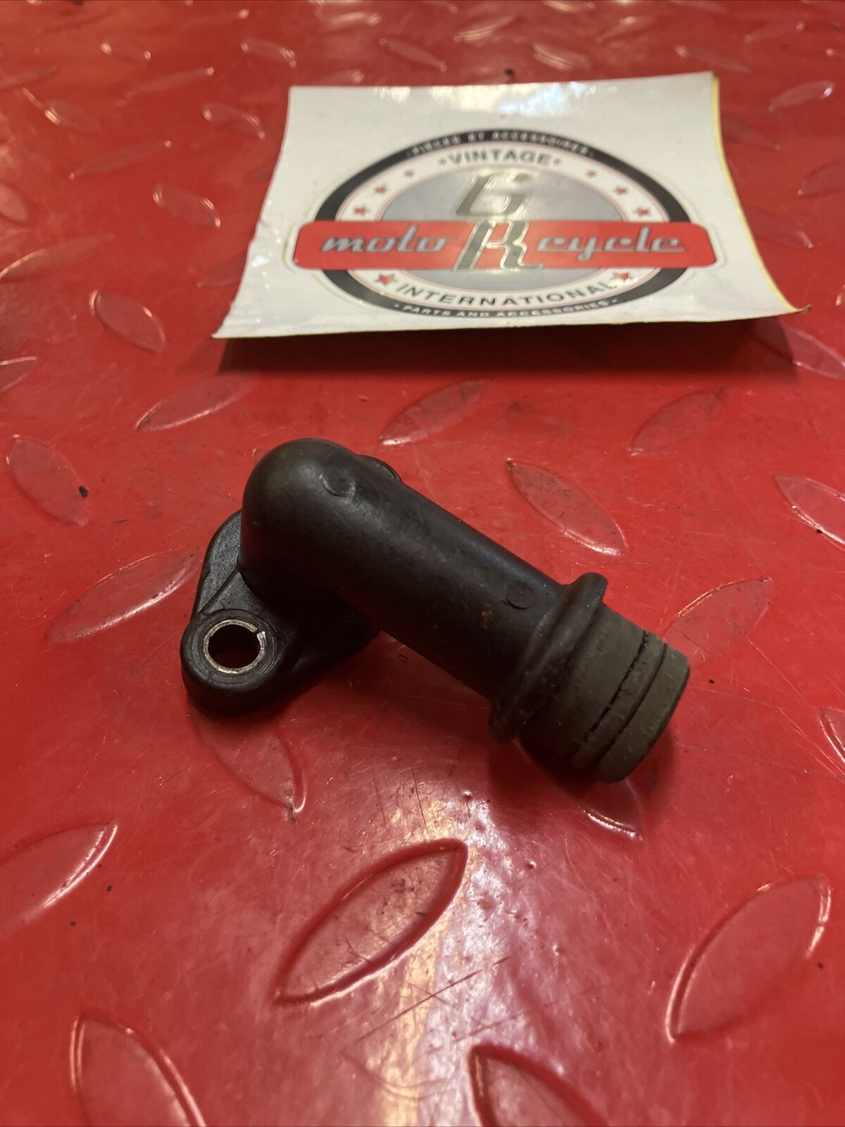 Yamaha DT200 1984 water pump coolant elbow pipe joint