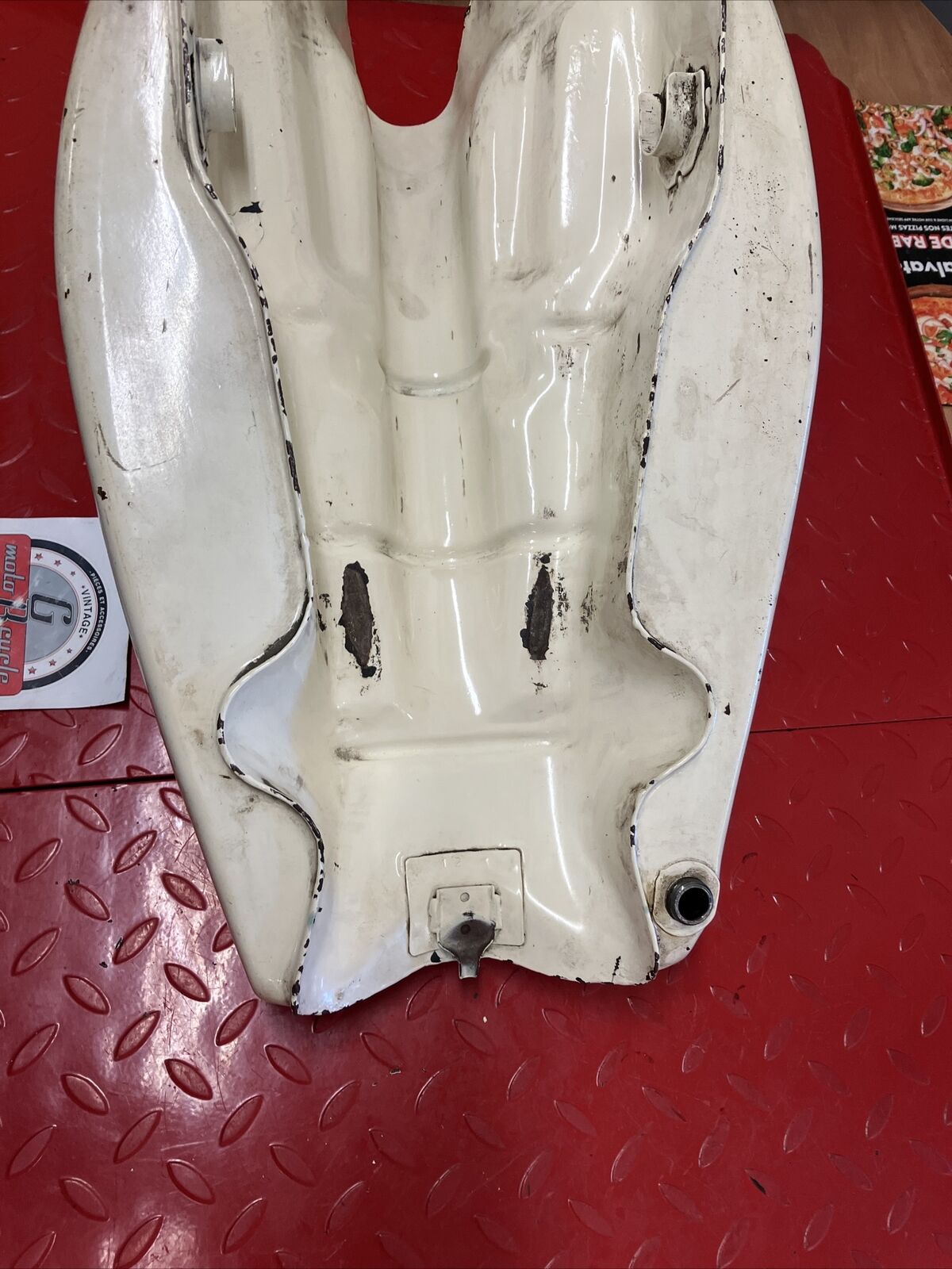 Kawasaki Z1 1975 Fuel tank gas petrol reservoir 2