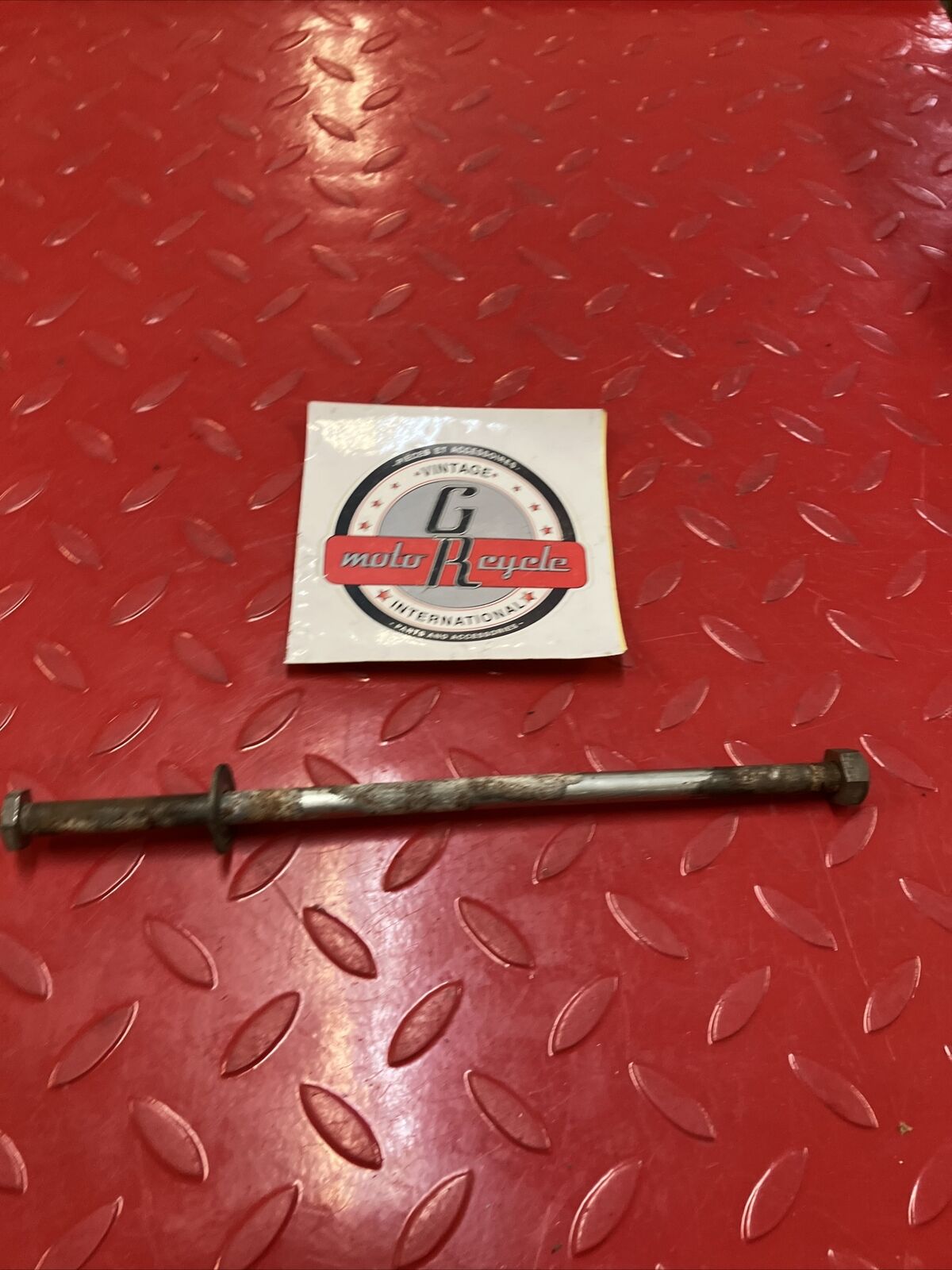 Suzuki RV90 1976 rear swingarm swing arm pivot bolt shaft axle