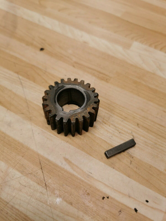 Yamaha XT200 1982 crankshaft primary drive gear 22T 1983