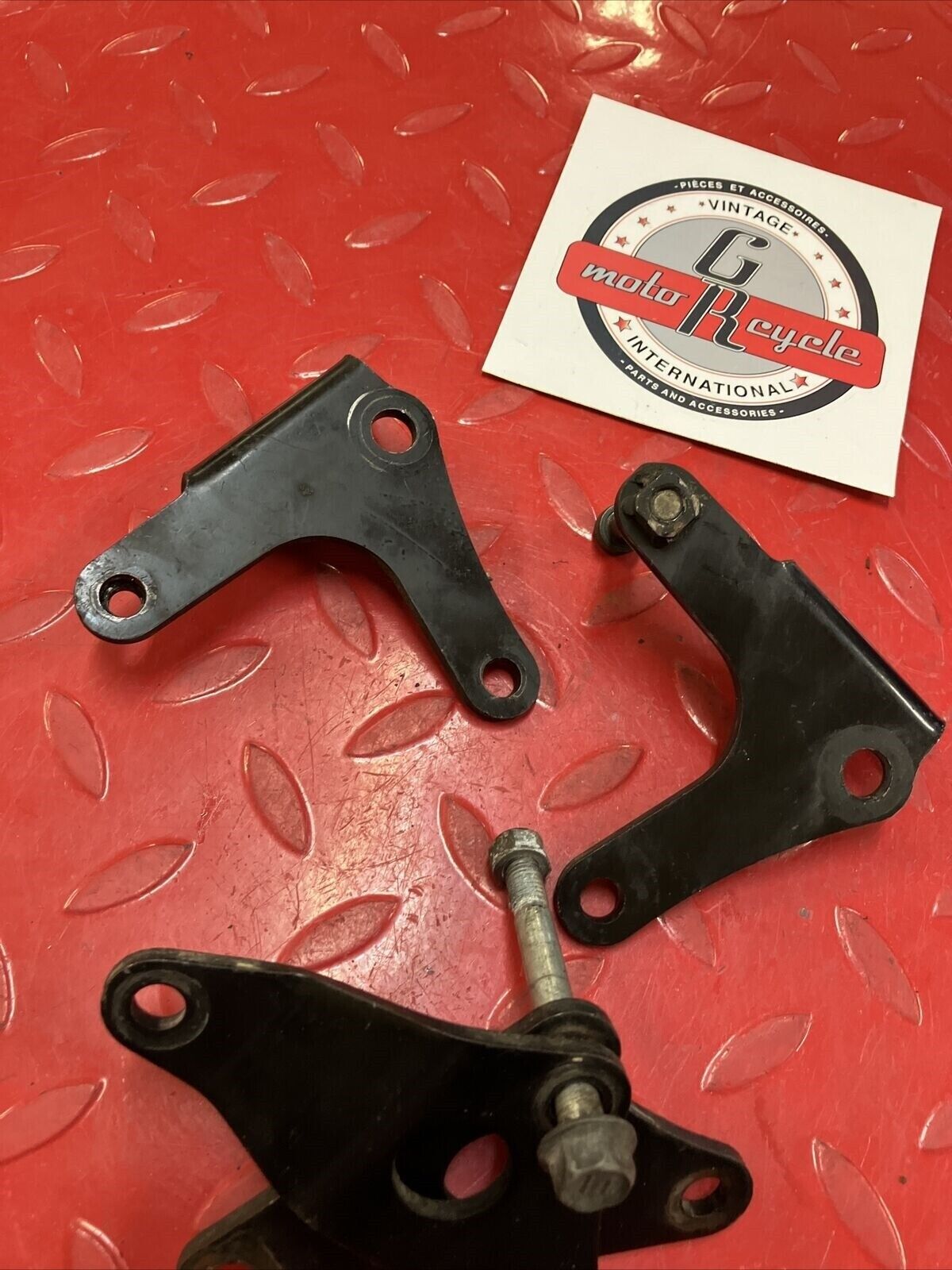 Suzuki LS650 Savage 1986 upper lower engine mount bracket 41970-24B00-019