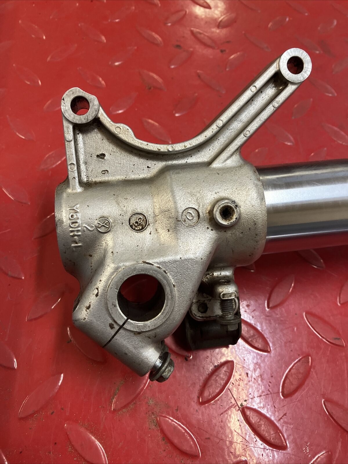 Yamaha YZ125 YZ250 F WR 1998 - 2003 ? Front forks triple clamp
