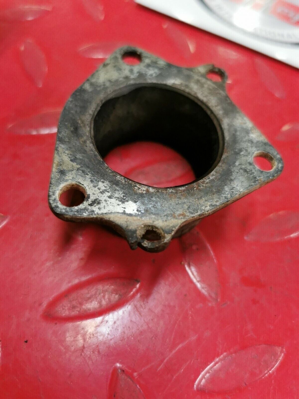 Suzuki RM125 1982 exhaust manifold pipe header flange holder 1981 1983