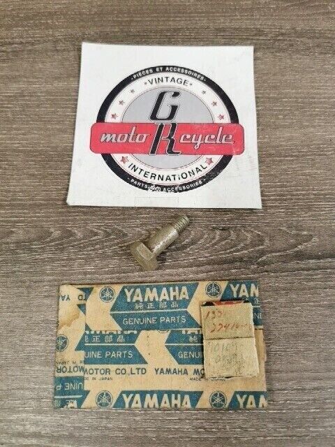 NOS YAMAHA AS2C HS1 RD125 RD200 YB100 YCS1 YL1 CS5 BOLT 132-27416-00-00 Y191