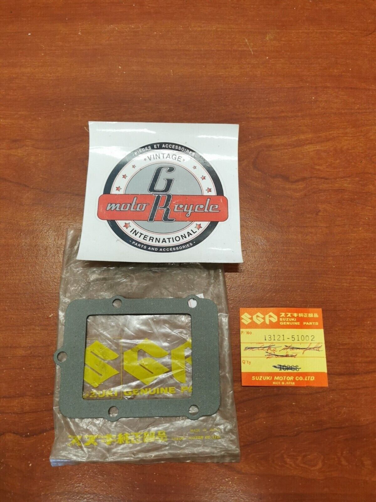 NOS Suzuki INTAKE MANIFOLD GASKET 13121-51002 S16