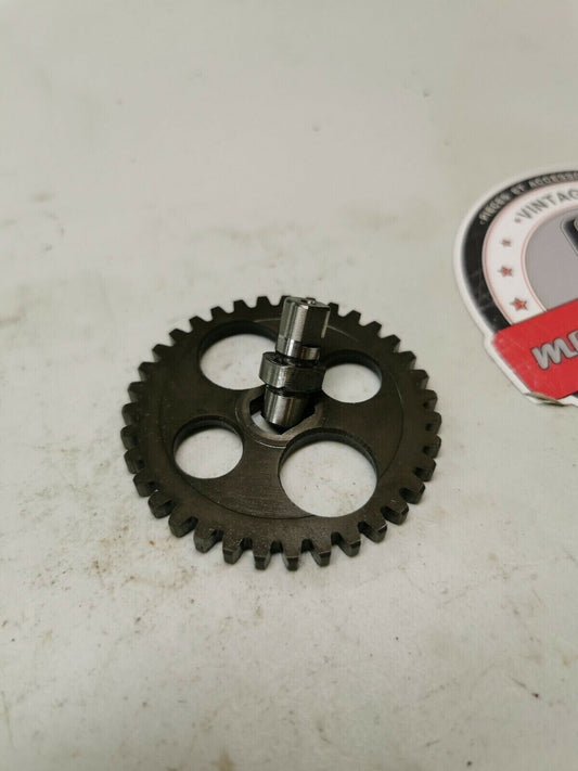 Honda XR100 1984 oil pump drive gear
