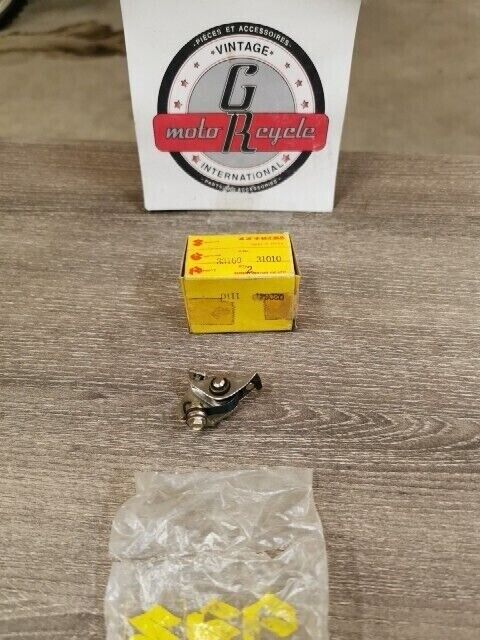 NOS SUZUKI GT550 GT750 1972 -1977 POINT ASSY 33160-31010 S42