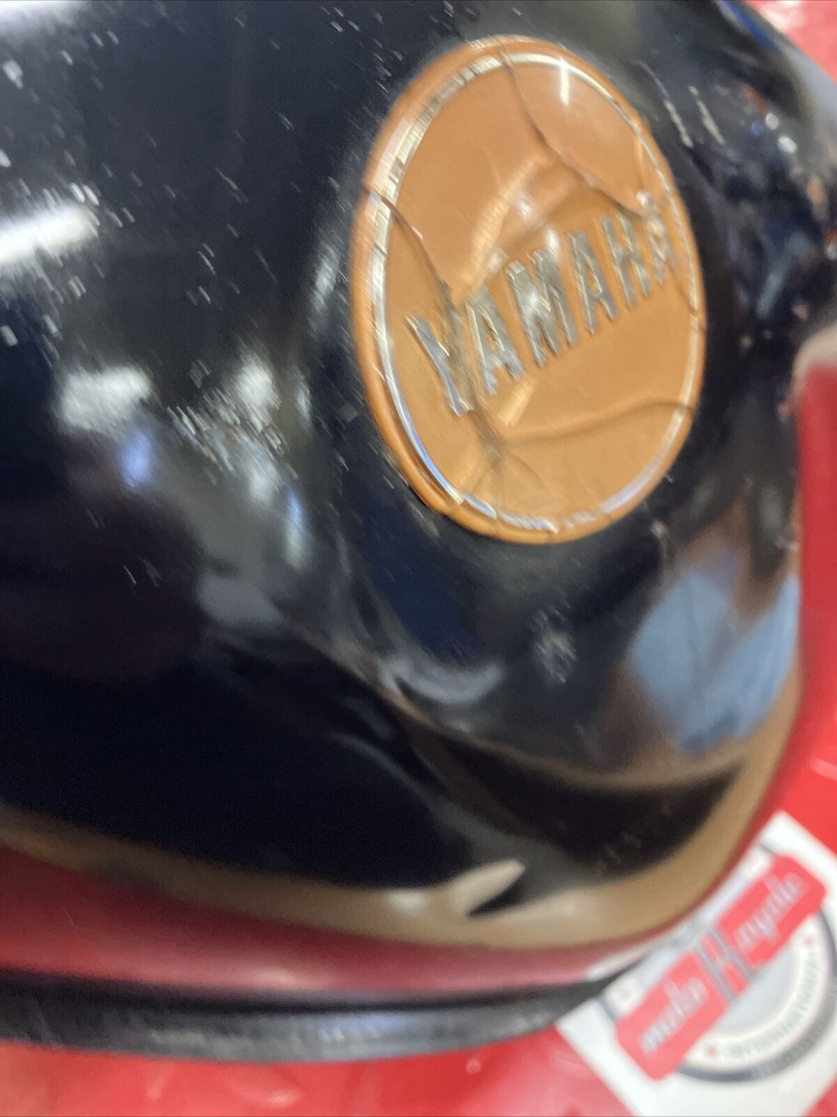 Yamaha XJ700 maxim 700 1985 Fuel tank gas petrol reservoir