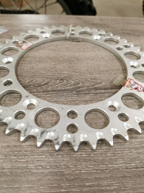 NOS RENTHAL YZ125 YZ250 1980 - 1998 YZ250 SPROCKET REAR 48T 131U-520-48GBSI  j55