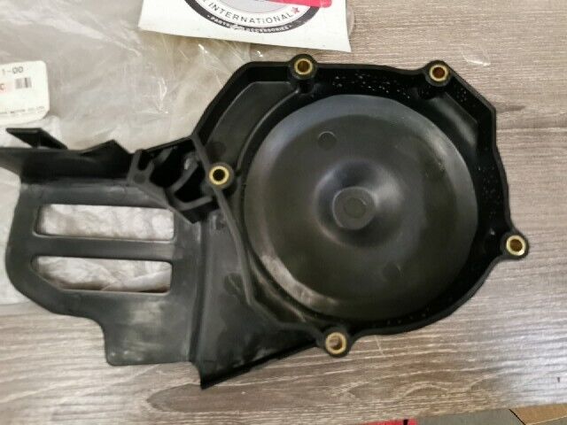 NOS YAMAHA ATV YFS200SEV  YFS200S YFS200K CRANKCASE COVER 2XJ-15411-00-00 Y104