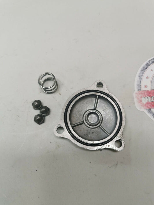 Suzuki DRZ400S 2004 oil filter cap cover