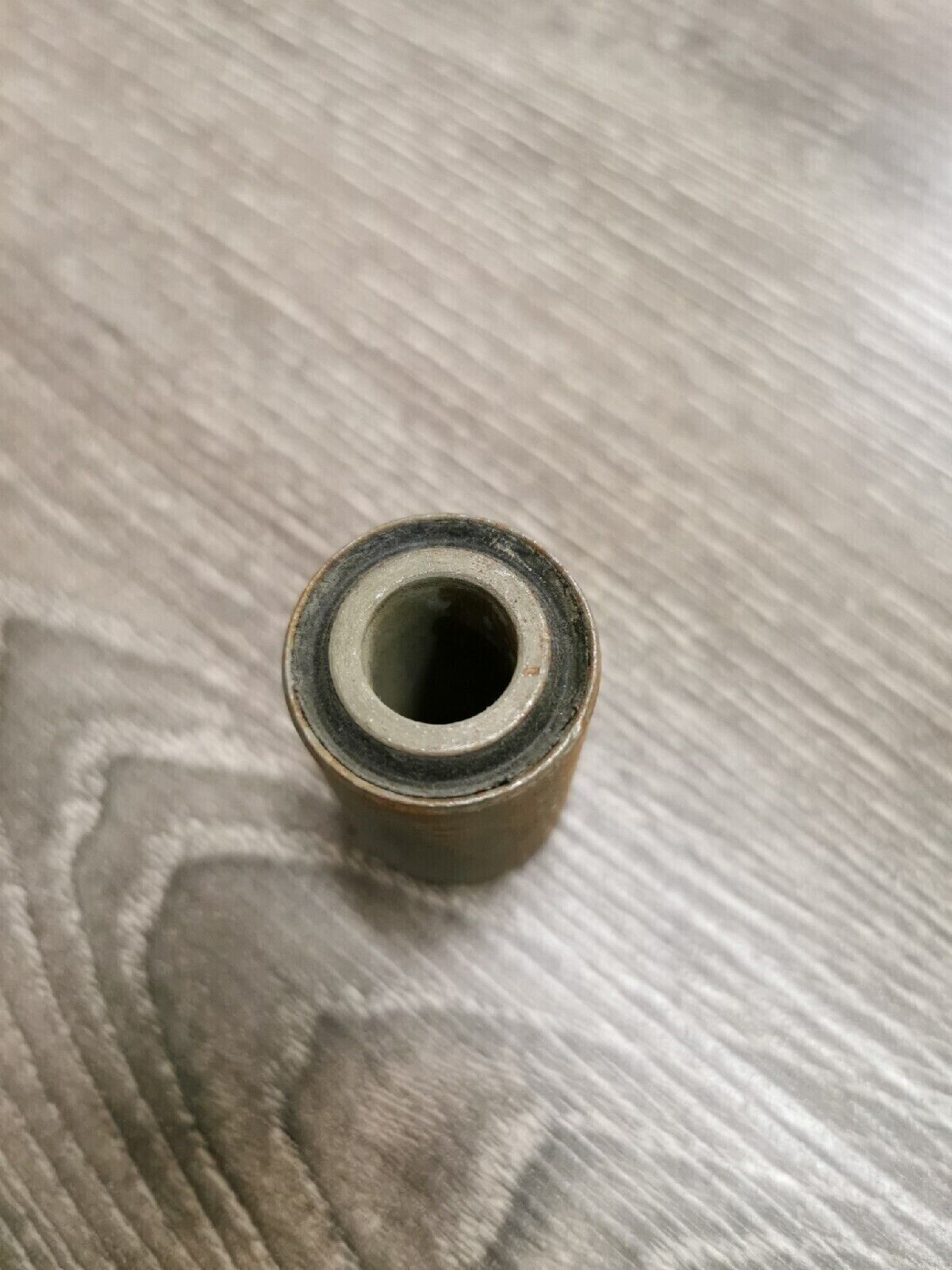 NOS YAMAHA DT100 MX100 RT100 1970 - 1976   REAR ARM BUSH 1    276-22123-00 Y57