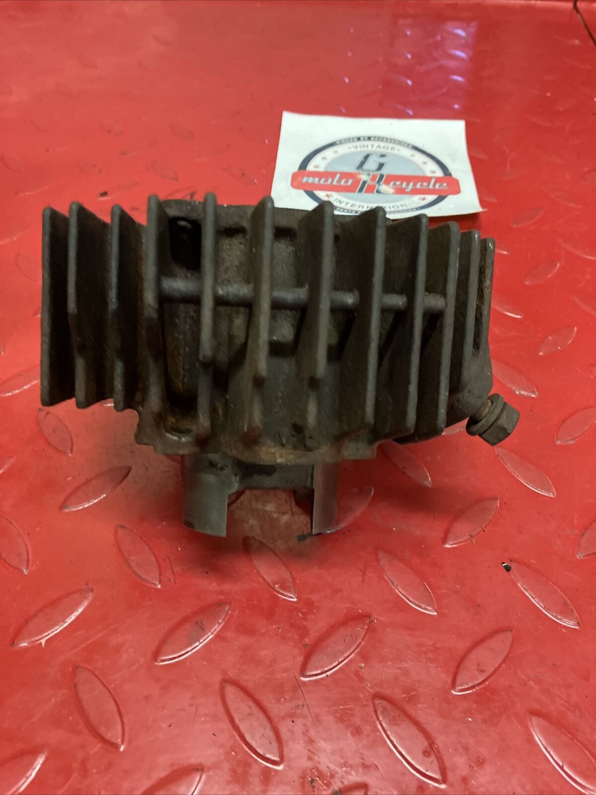Yamaha U7E 1972 V70 cylinder jug barrel 47mm ONLY NEED HONED