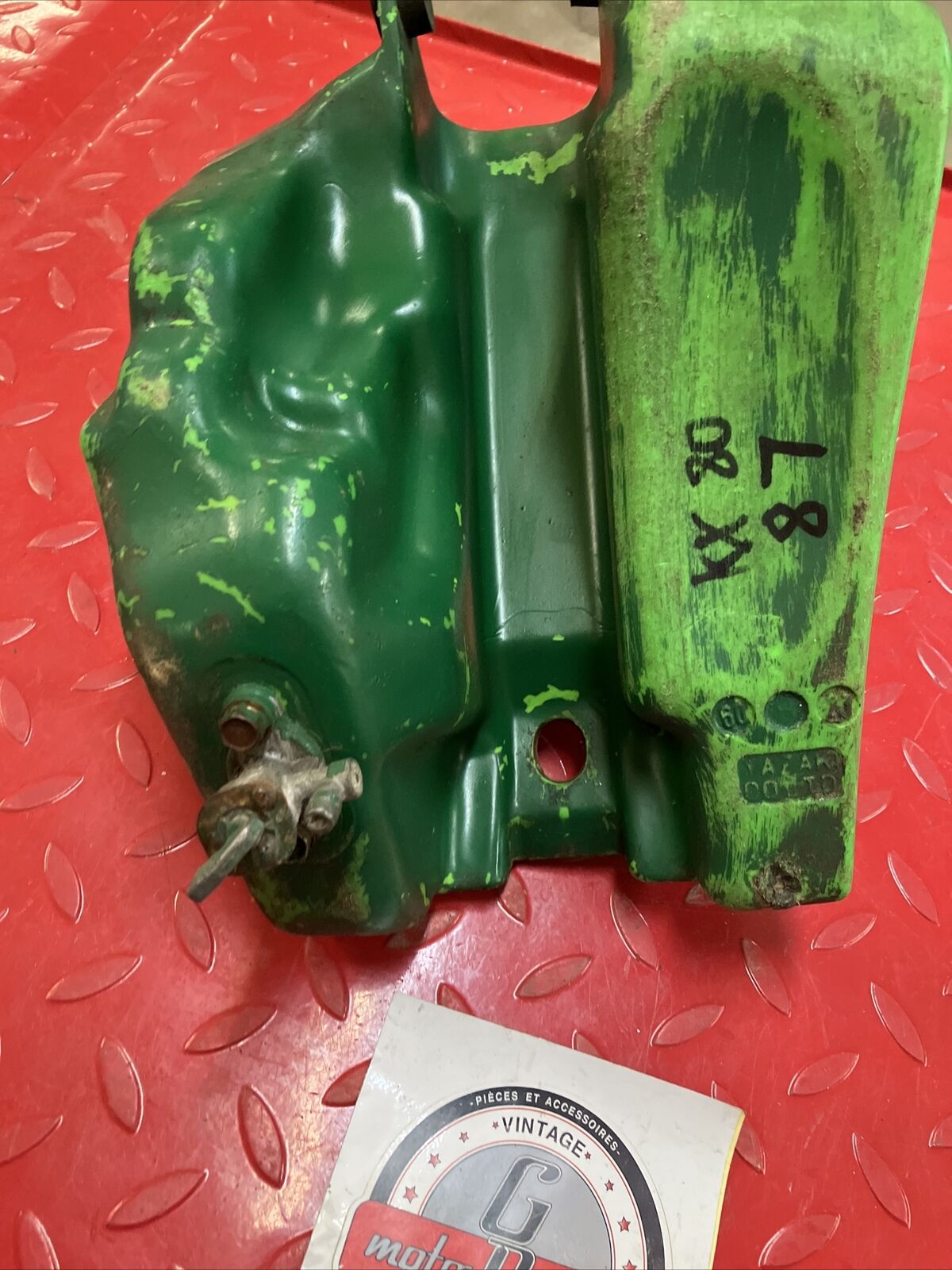 Kawasaki KX80 1987 fuel tank gas petrol reservoir 1986