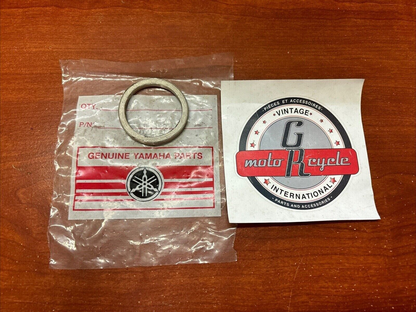 NOS Yamaha DT1 DT250 DT400 EXHAUST PIPE GASKET 214-14613-00-00 Y180