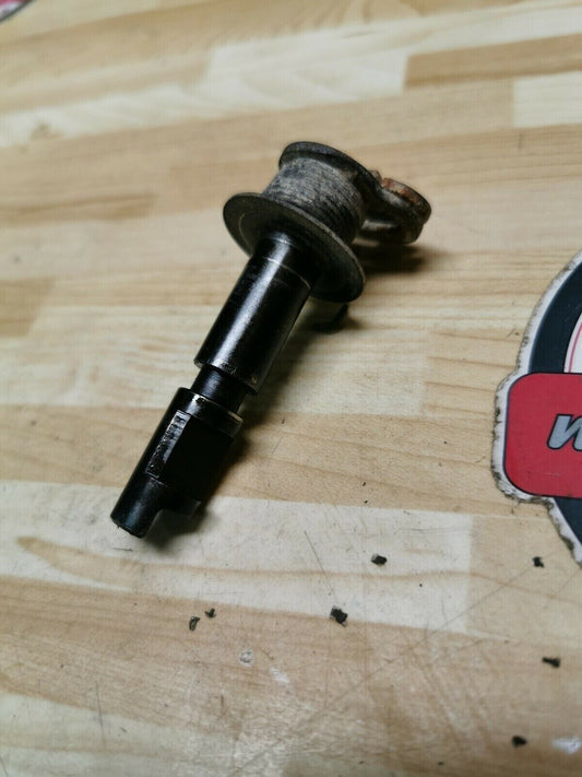 Yamaha TT225 1986 decompressor decompression cam shaft spindle arm actuator 1987