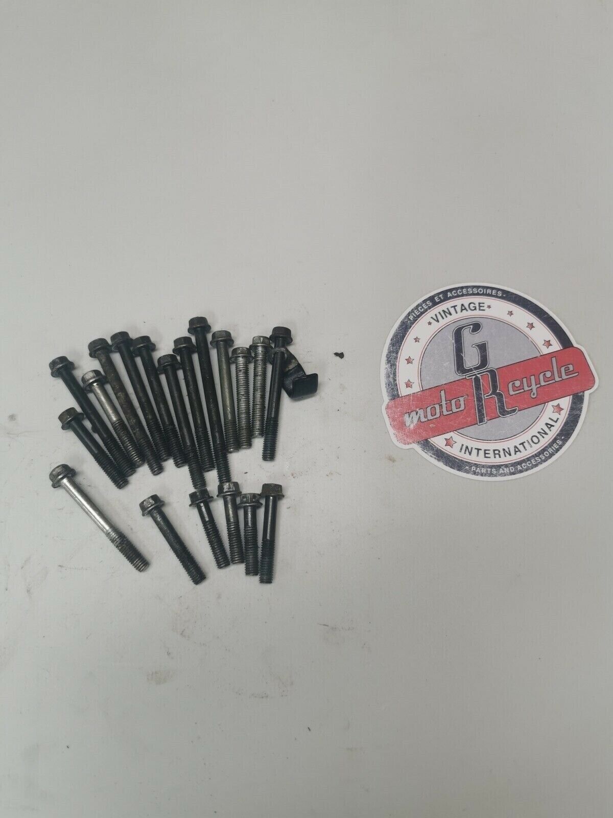 Honda CR80R 1985 motor engine bottom end crankcase and cover bolt hardware