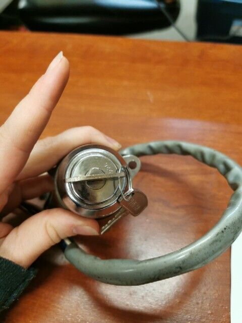 NOS Yamaha MAIN IGNITION SWITCH 304-82508-21-00 SUB 304-82508-20-00 Y109