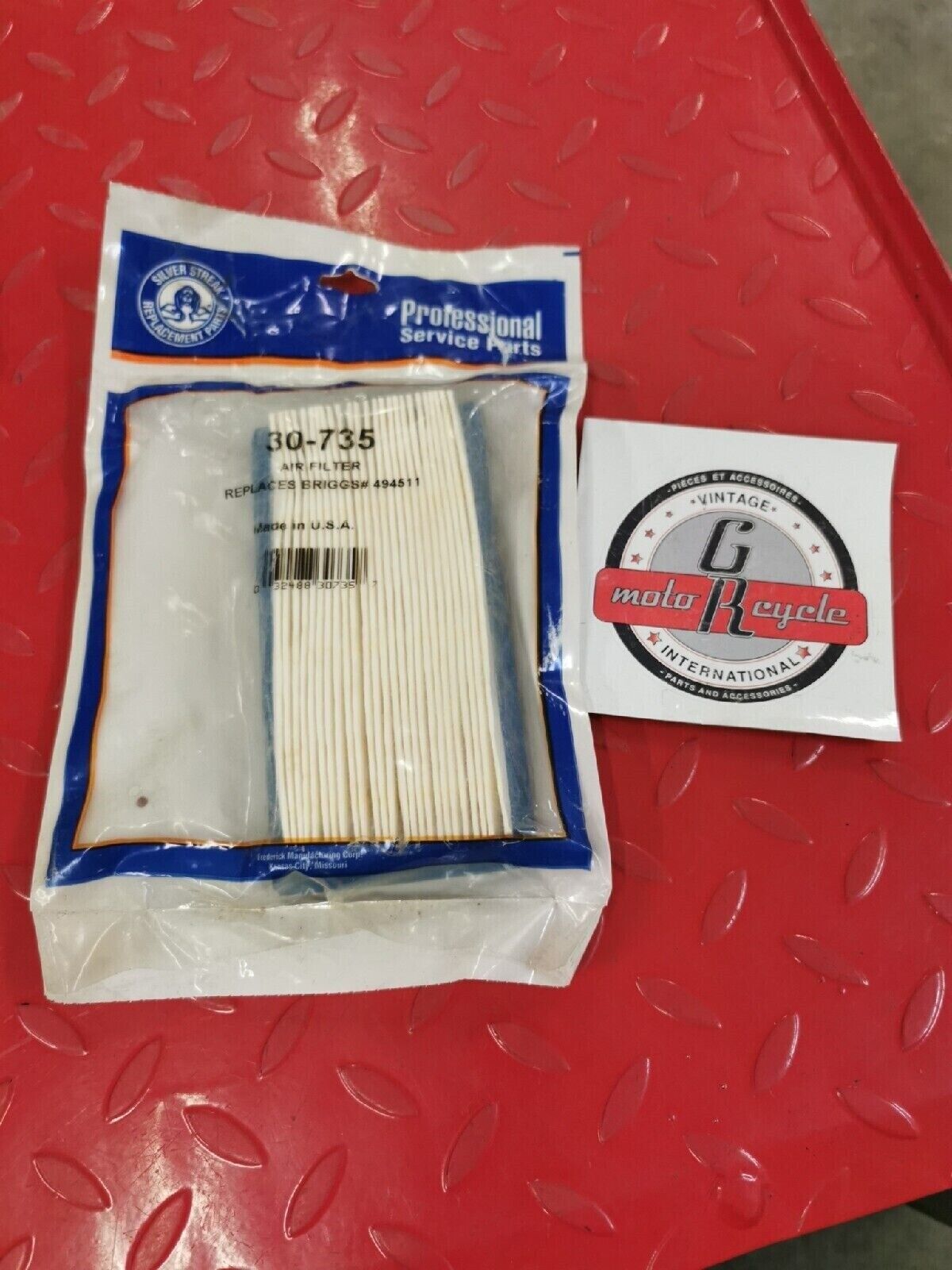 NOS Briggs & Stratton AIR FILTER 494511 A3