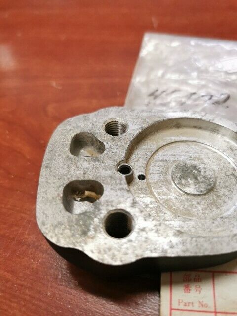 NOS Honda CB250 CB350 CB400F CB500 CB550 CALIPER B 45102-323-003 H98
