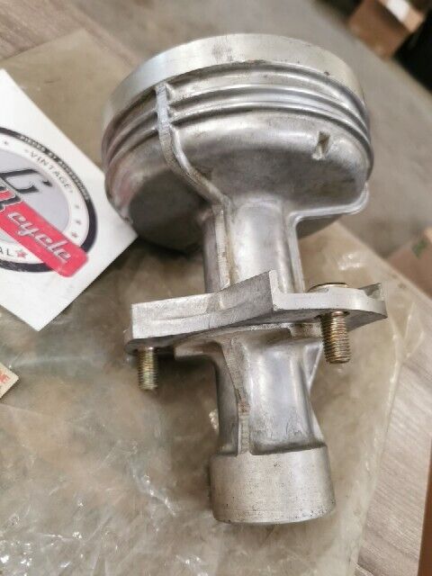 NOS YAMAHA YTM200K YTM200 YTM225 YTM FRONT HUB KIT 29U-W0009-00-00 Y152