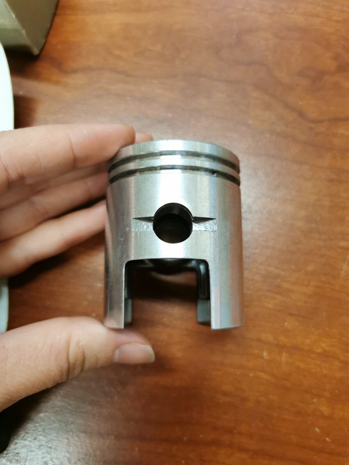 NOS Suzuki 1968 S32 PISTON 0.50 12110-09205 S32
