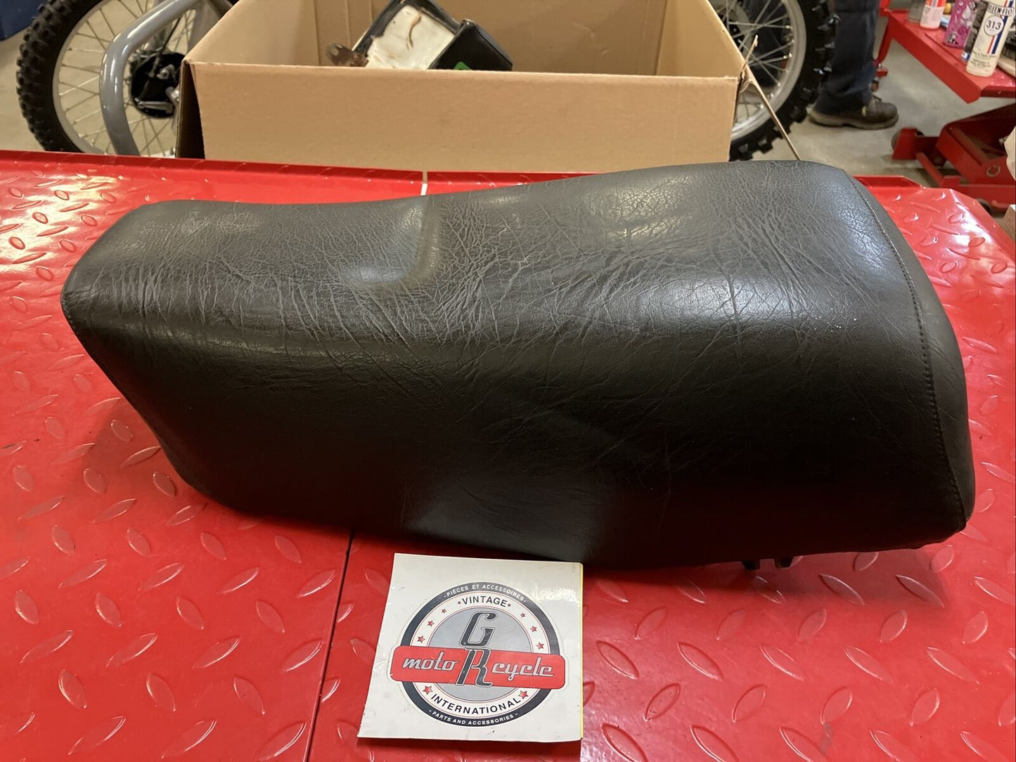Canam Can-Am Can am MX1 MX2 ? seat saddle