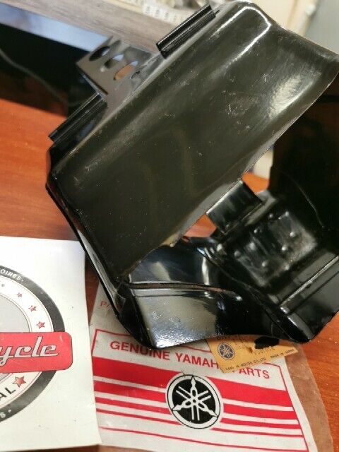 NOS Yamaha 1976 1977 GP440 1976 PR440 AIR DUCT 8A1-15475-00-00 Y179
